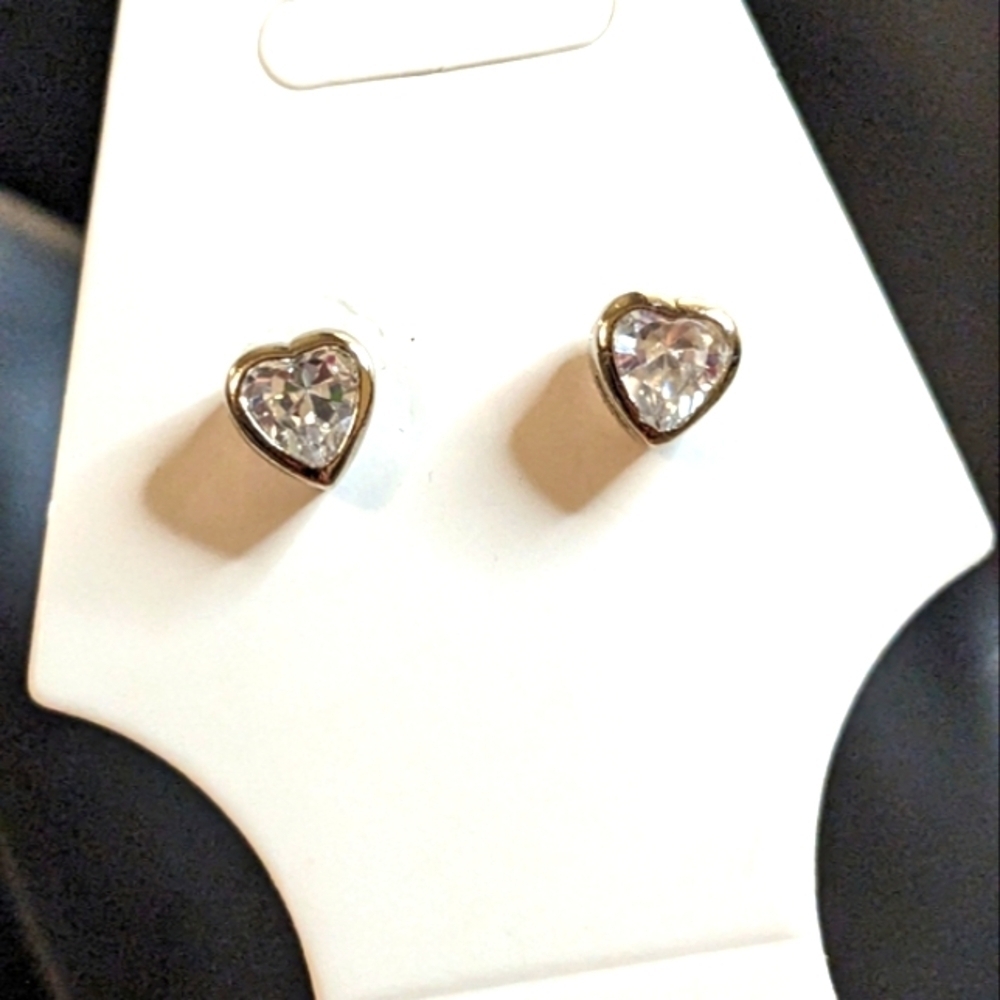 Swarovski Crystal Elements‎ Silver Tone Heart Earrings
